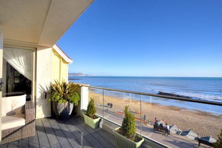 Largigi Offering Two Amazing Panoramic Sea Front Apartments Lyme Regis Exterior photo